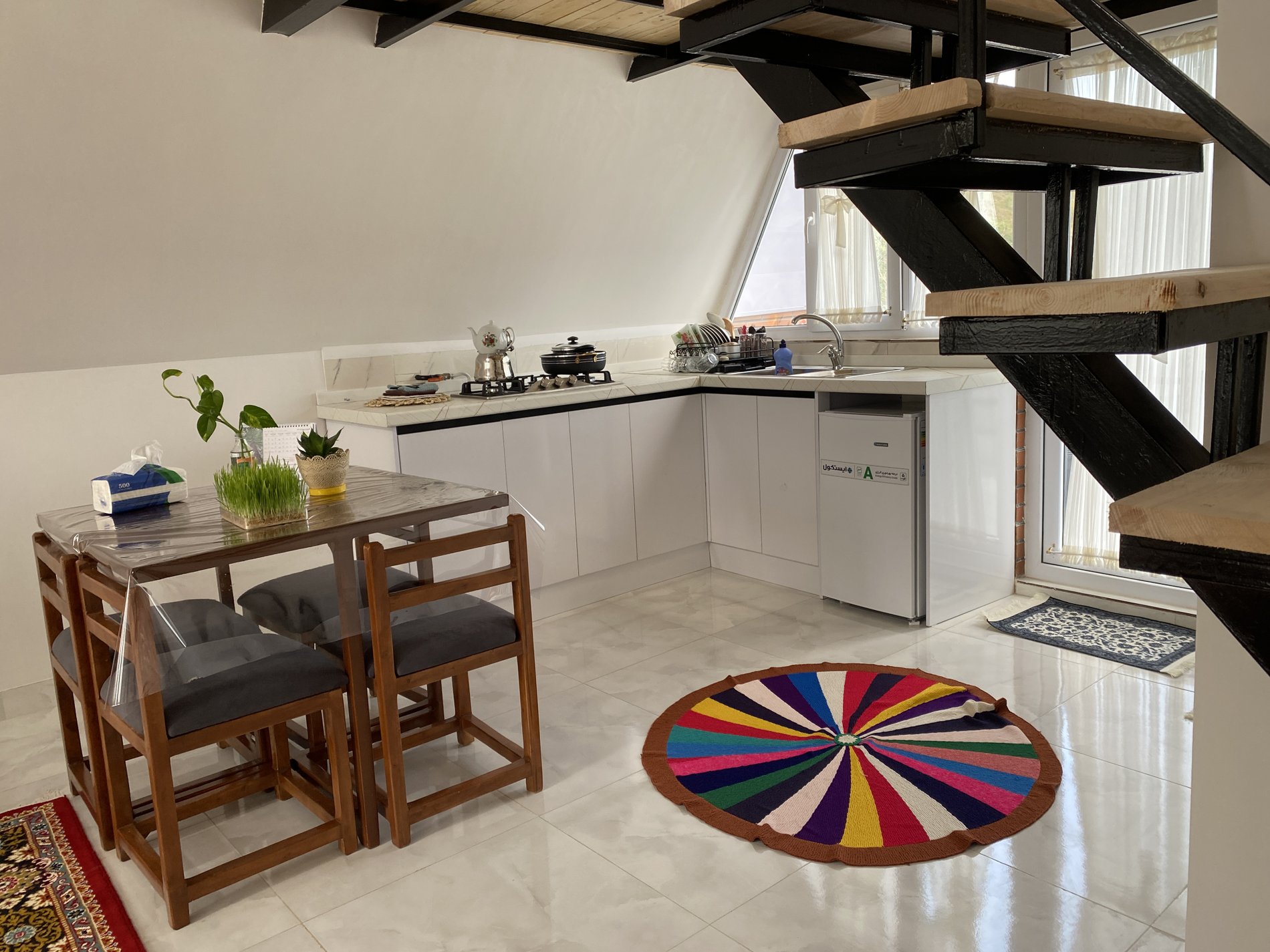 کلبه یک خوابه سوئیسی چای