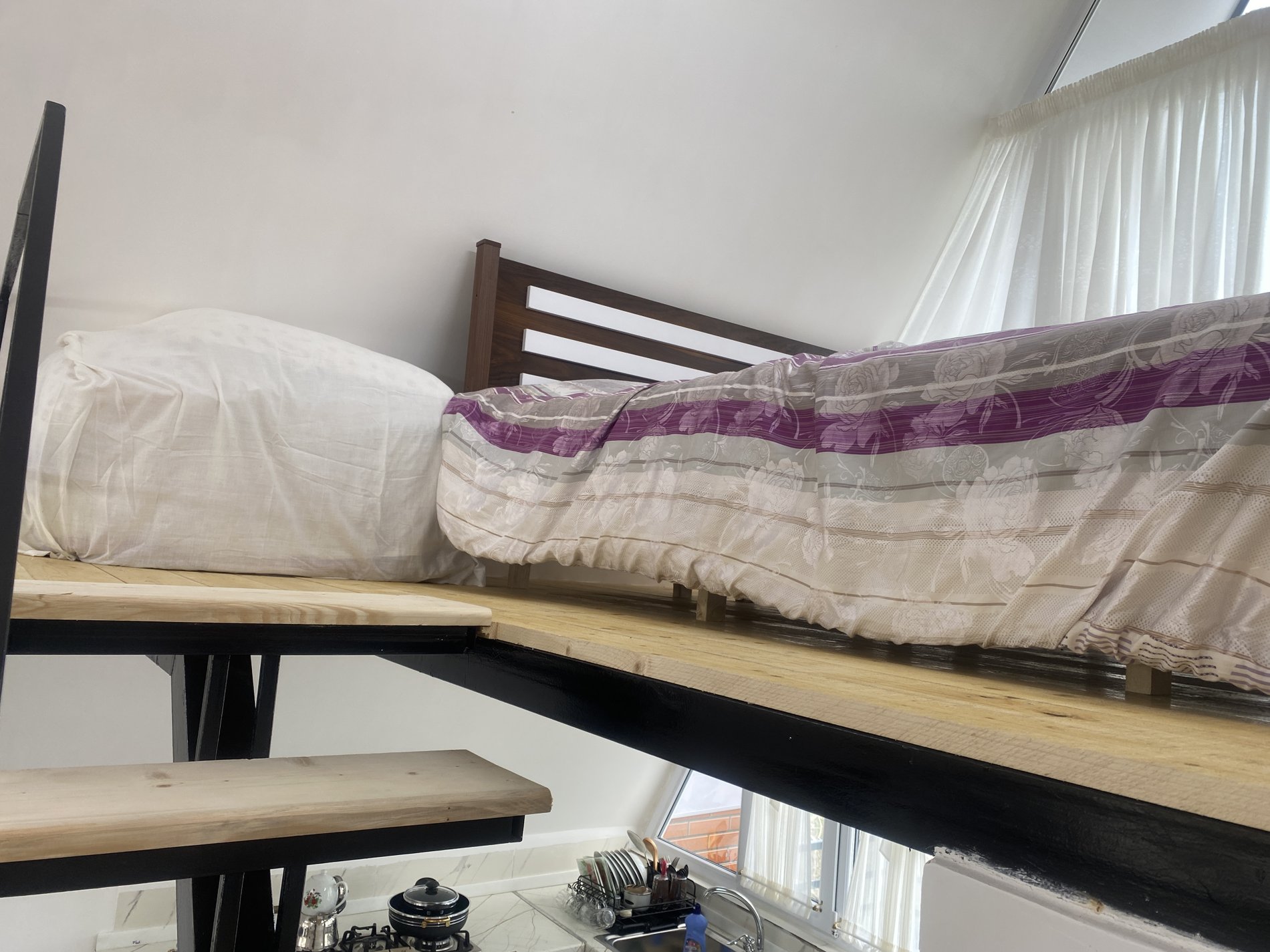 کلبه یک خوابه سوئیسی چای