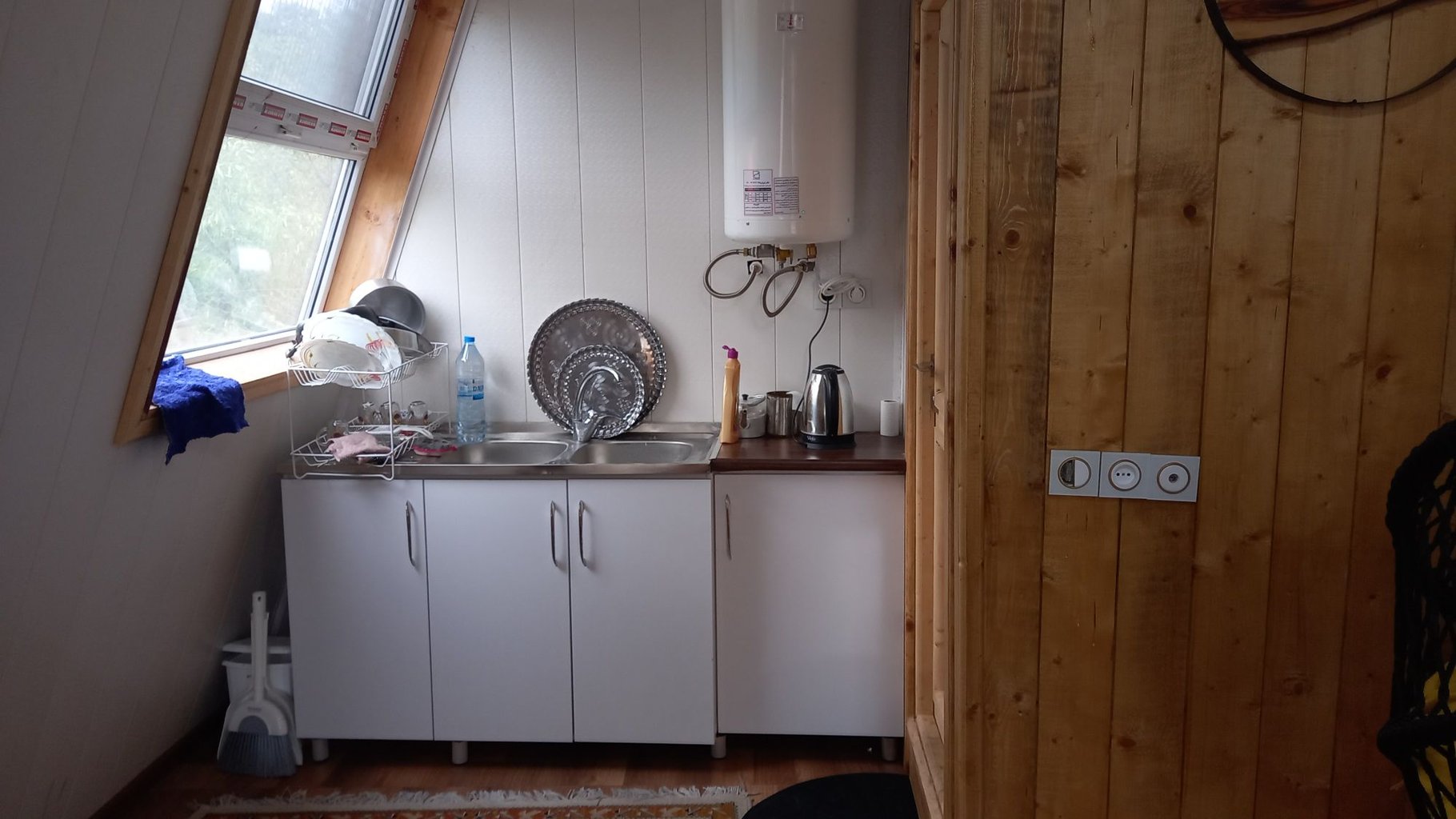 یک خوابه سوئیسی نیما