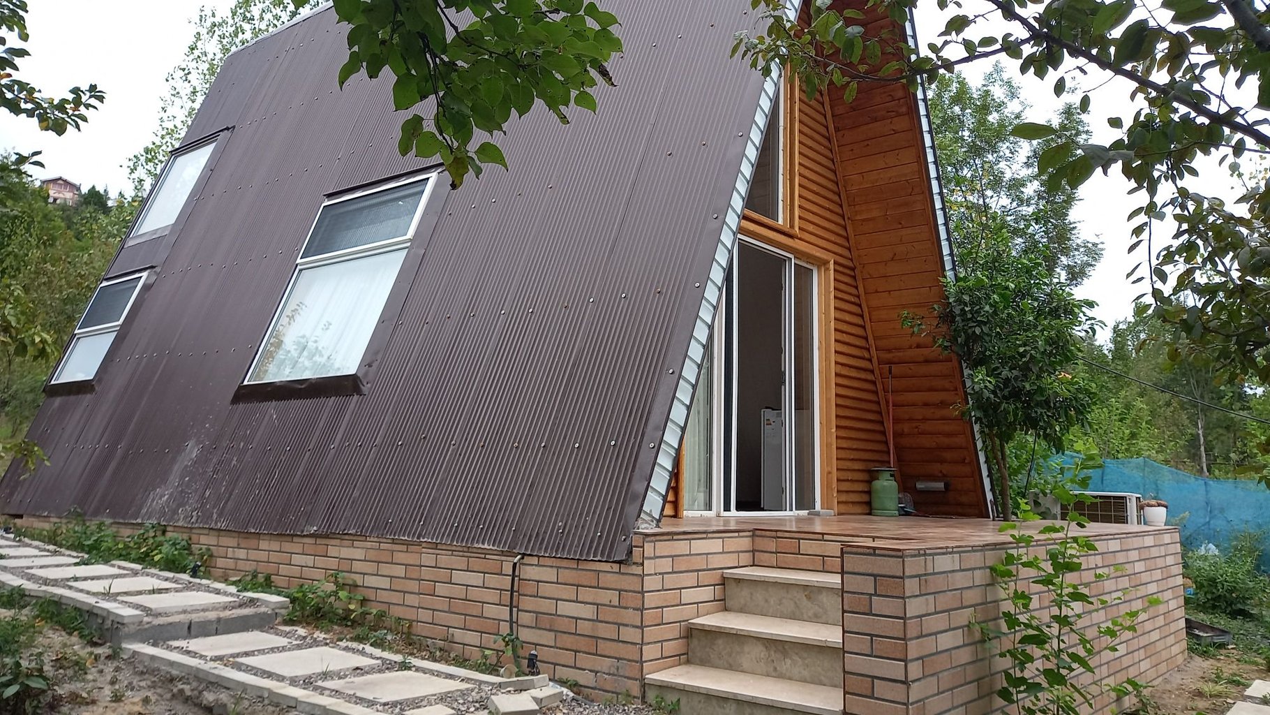 یک خوابه سوئیسی نیما