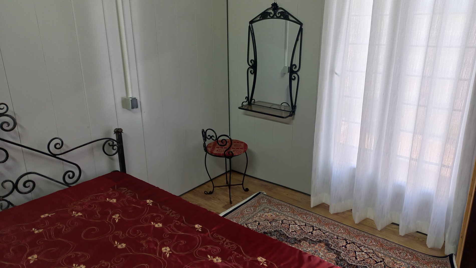 کلبه یک خوابه جنگلی آرین