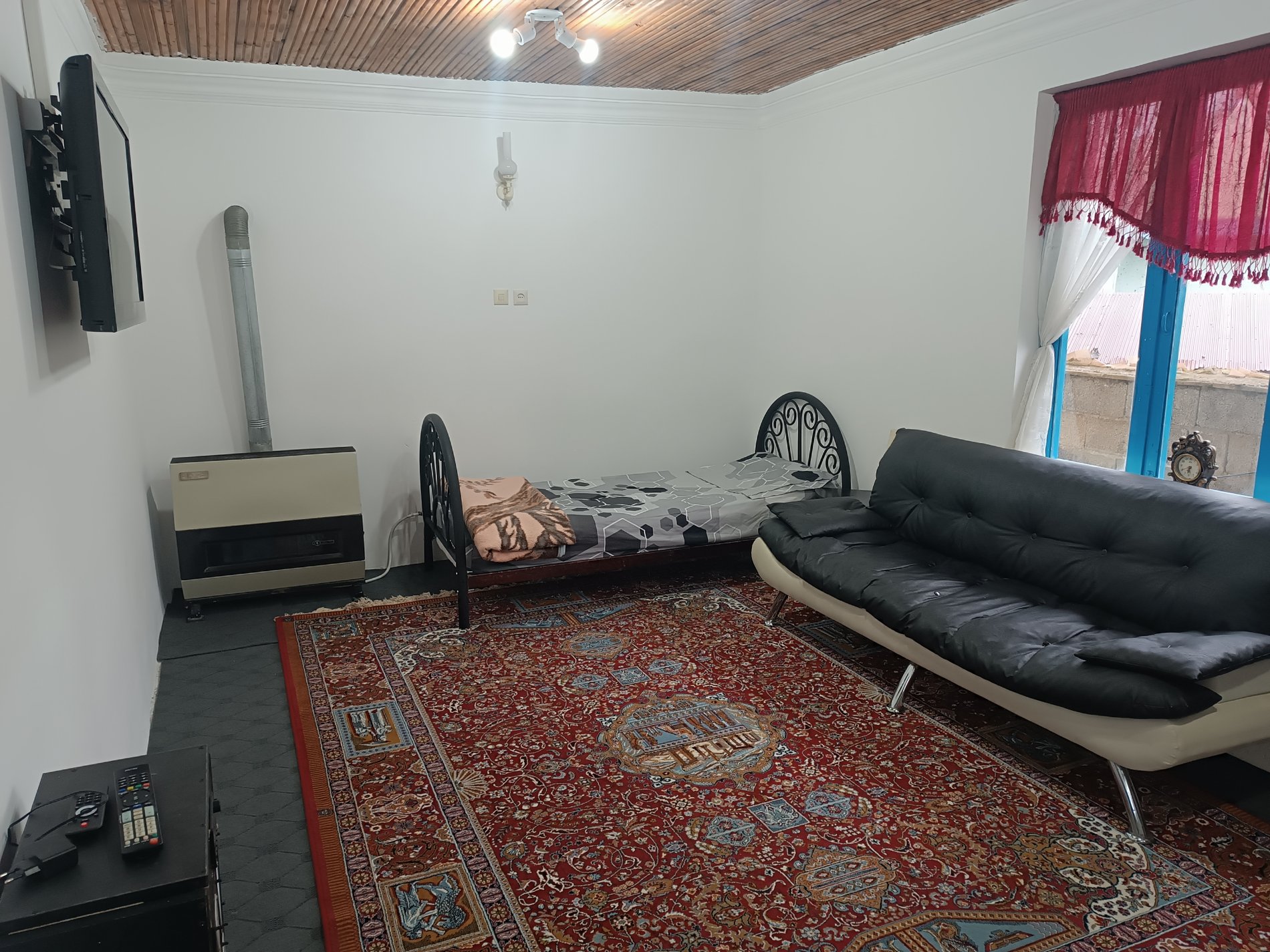 دوخوابه ایزدپناه 1