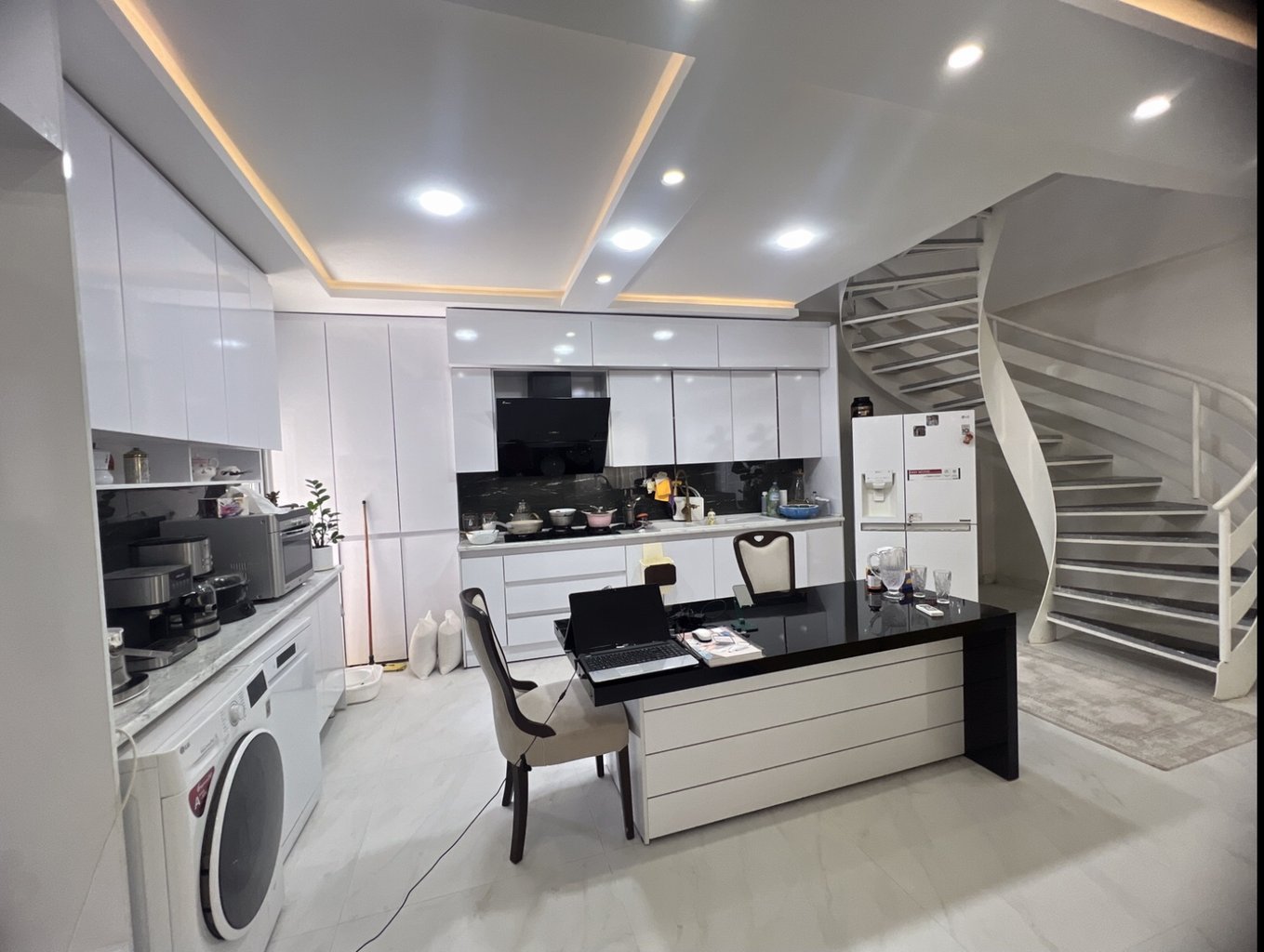 ویلا سه خوابه دوبلکس آریایی