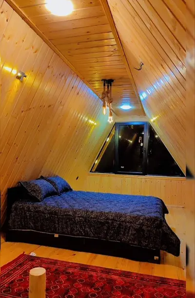 کلبه دوخوابه ساحلی کارن