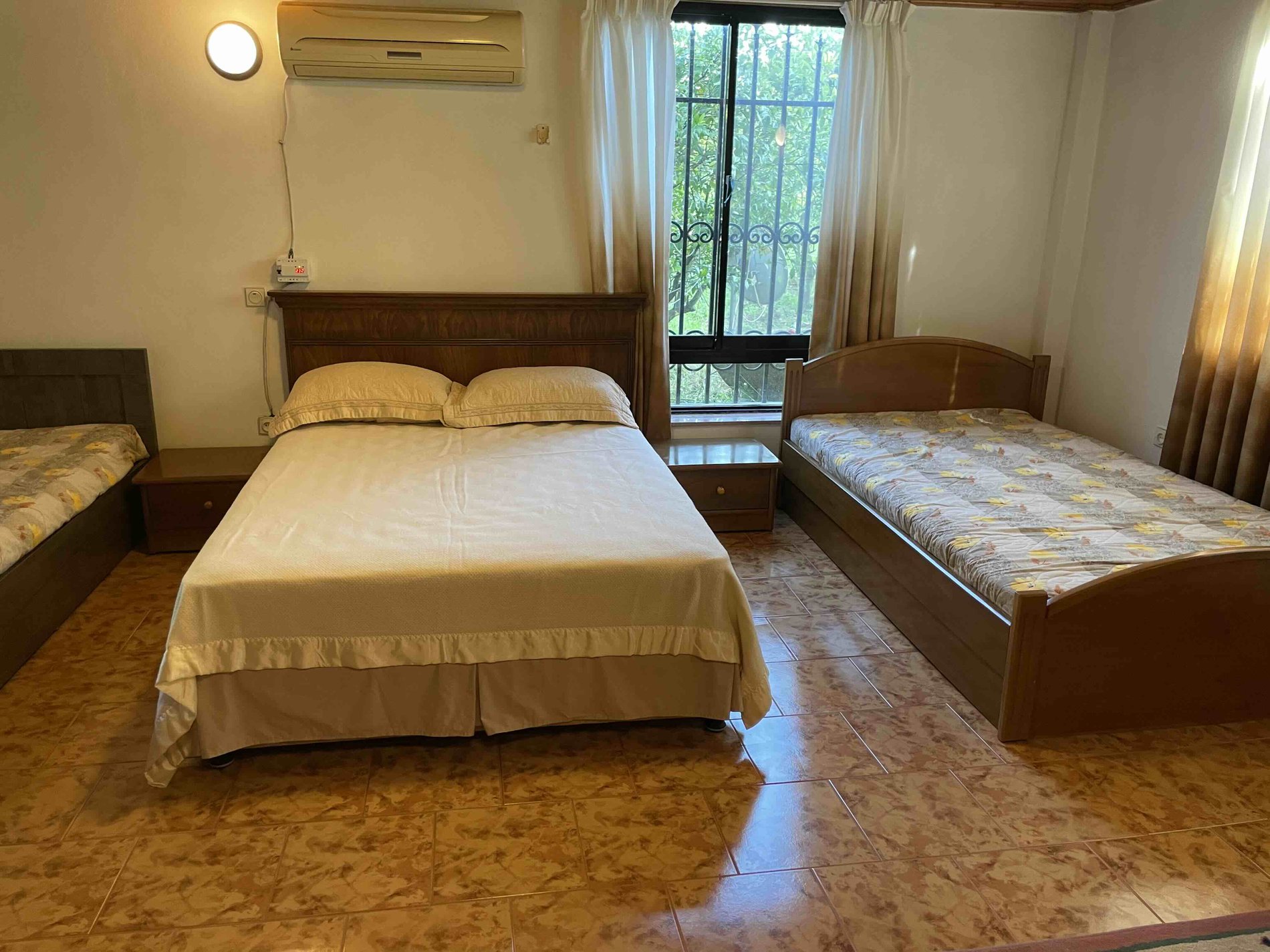 فلت ساحلی آرام 1