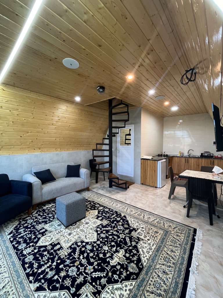 کلبه دوخوابه سوئیسی مقدم