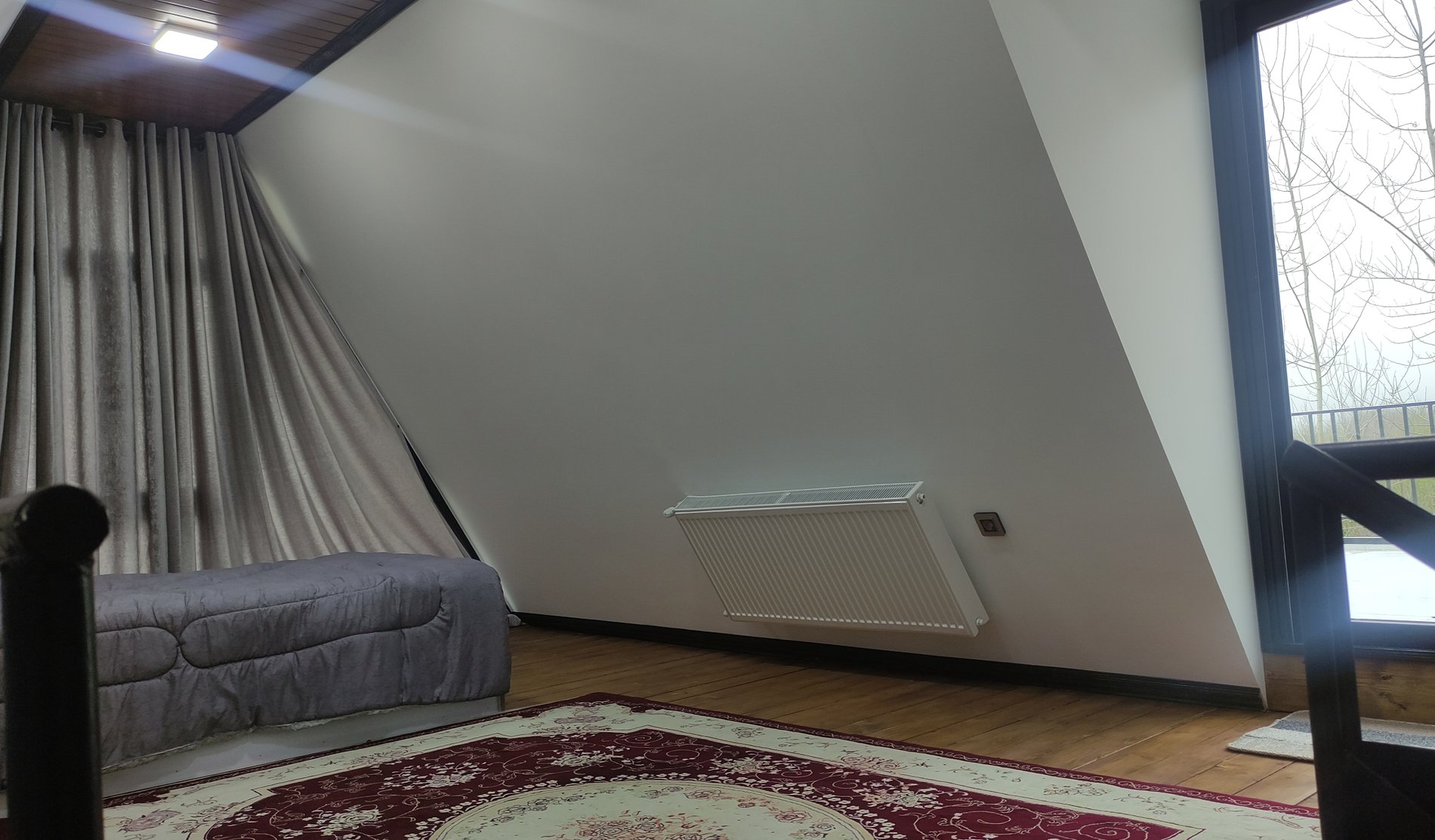 ویلا دوخوابه سوئیسی جنگلی توسکا