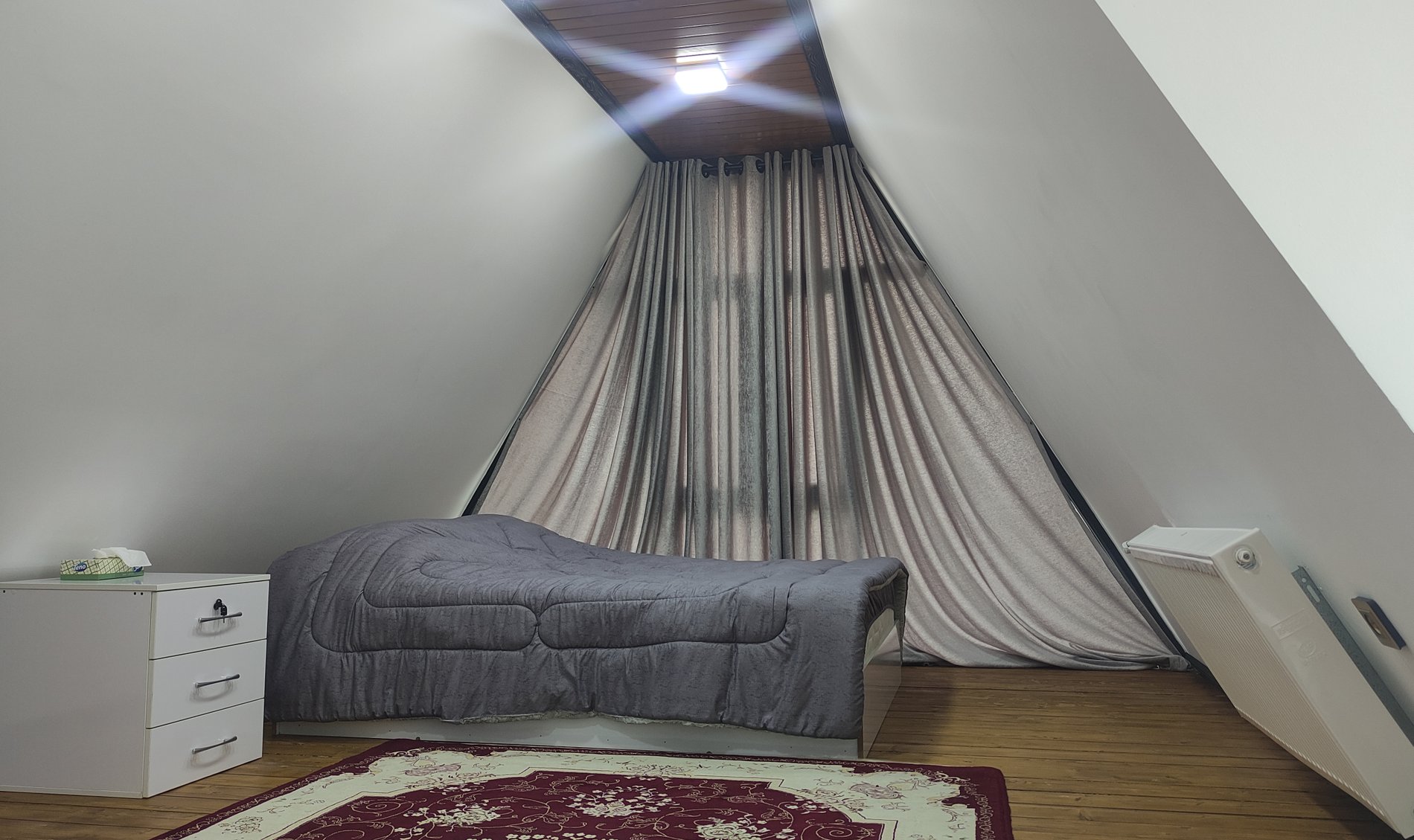 ویلا دوخوابه سوئیسی جنگلی توسکا