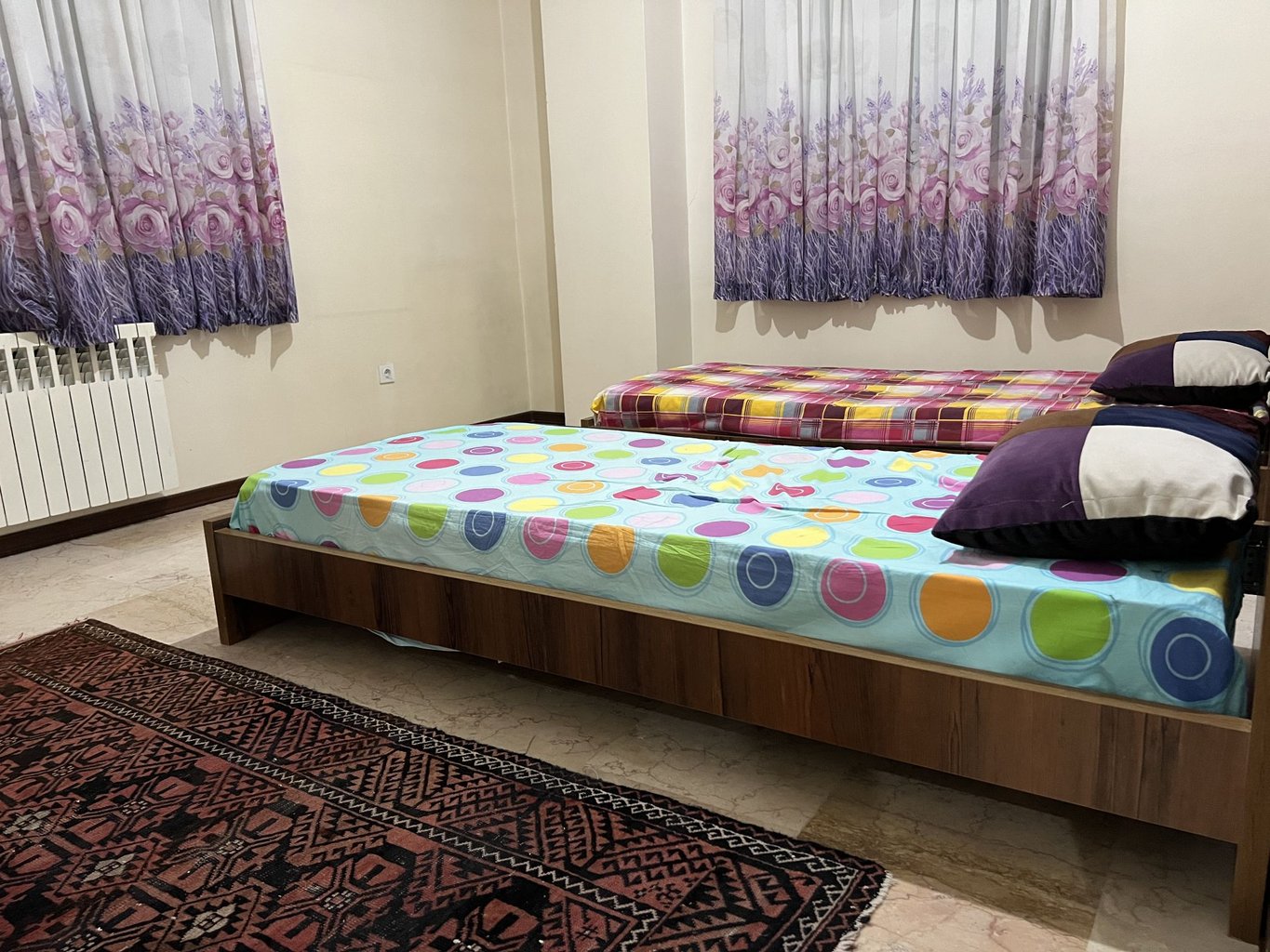 آپارتمان واحد۲خوابه جنب بیمارستان عرفان نیایش و امید جنت آباد پونک