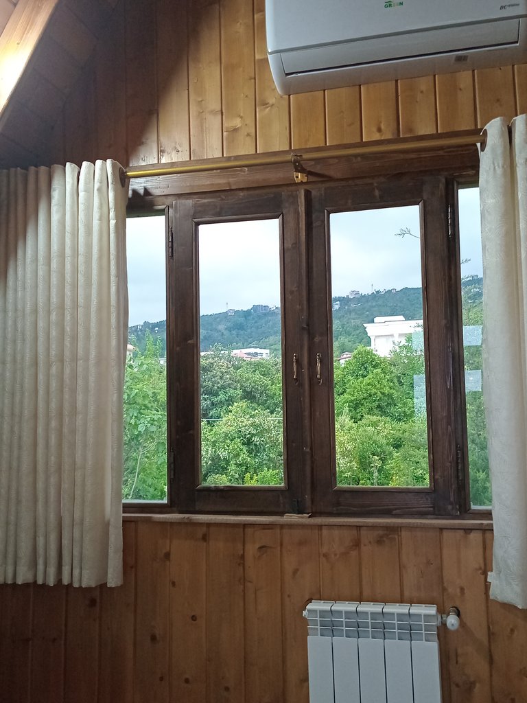 کلبه دوخوابه سوئیسی جکوزی دار شارن