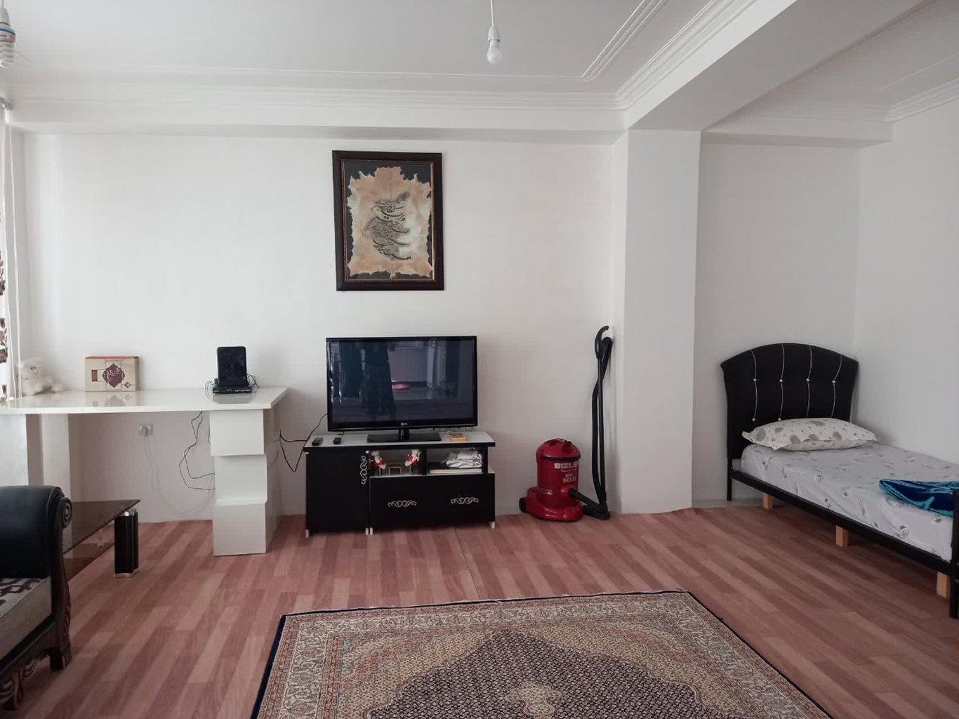 آپارتمان دوخوابه صدقی پور