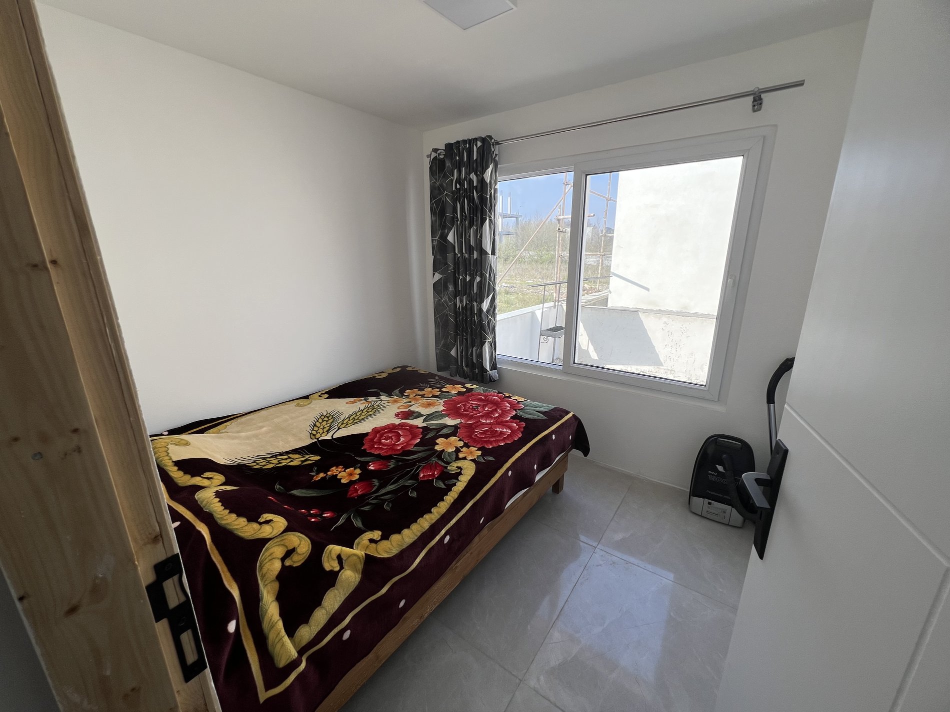 کلبه دوخوابه سوئیسی طاطی