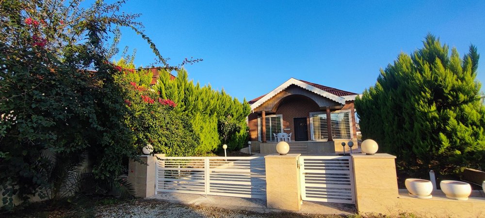 ویلا دوخوابه استخردار چهارفصل البرز 1