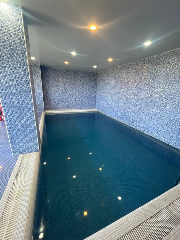 ویلا چهارخوابه استخردار آبگرم گیلماز