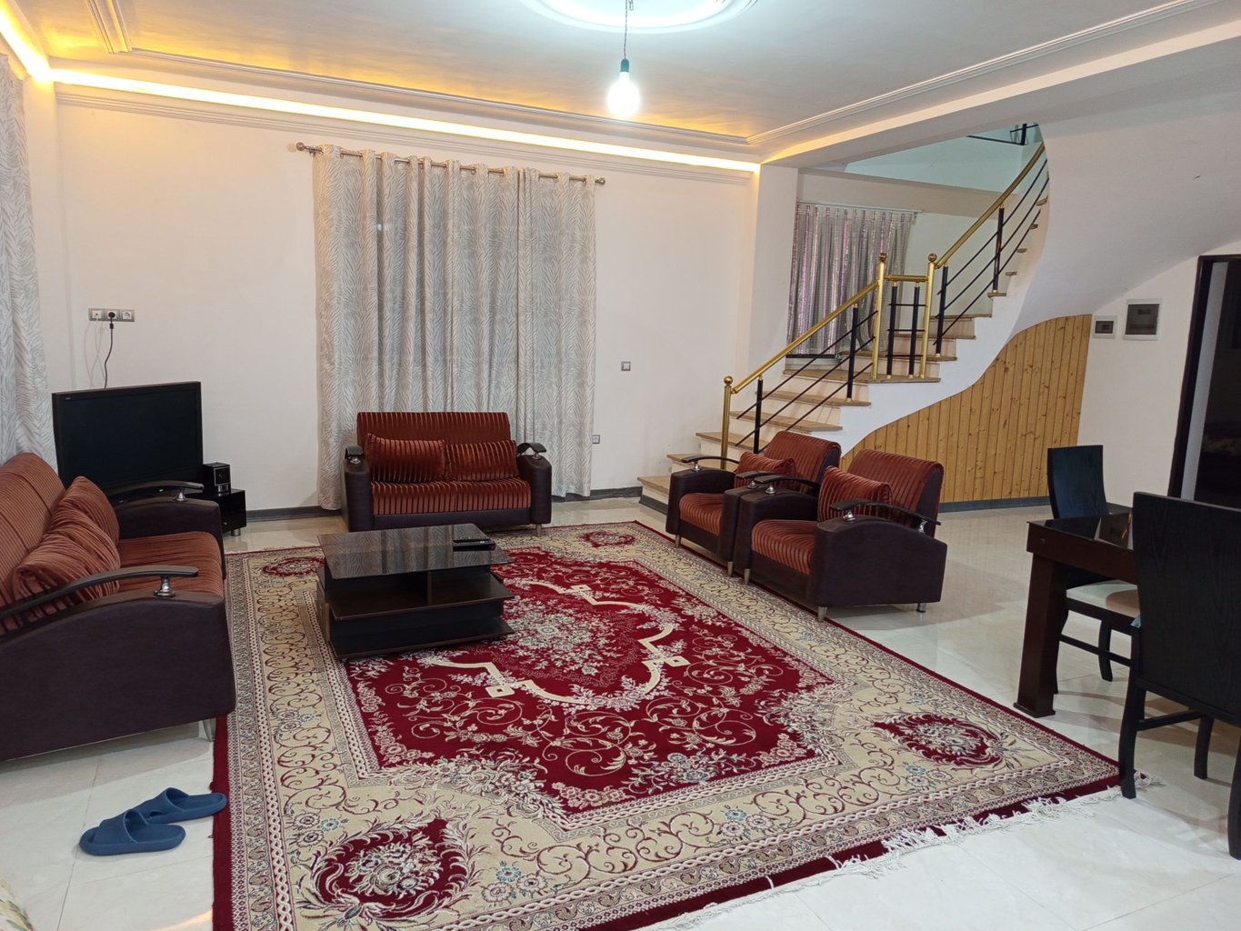 ویلا سه خوابه دوبلکس استخردار آبگرم کاسپین