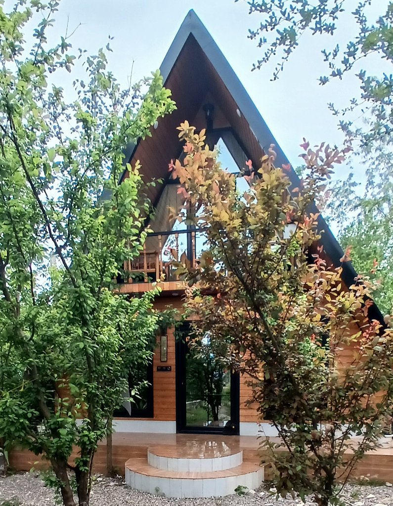 کلبه دوخوابه سوئیسی جکوزی دار طاحور