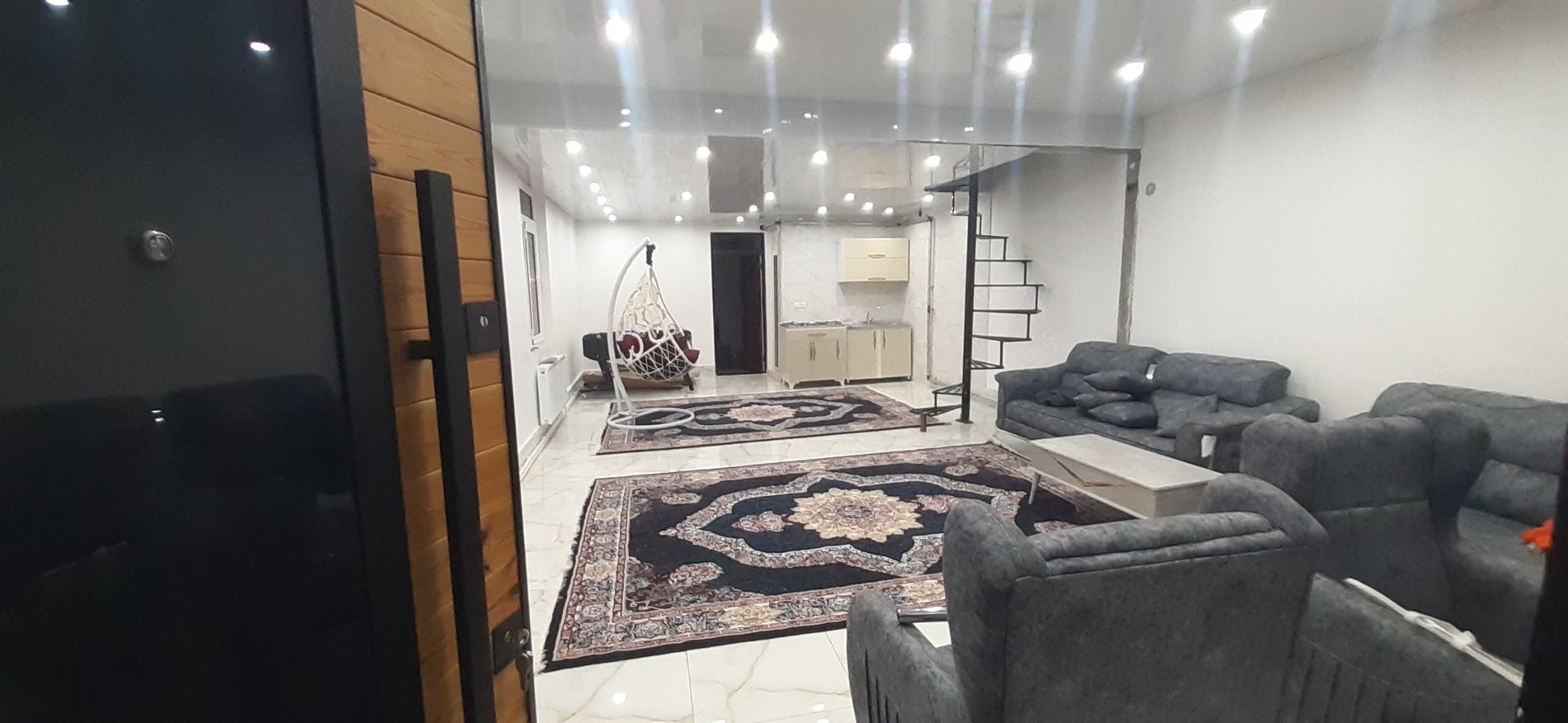 ویلا دوخوابه کارن ۱
