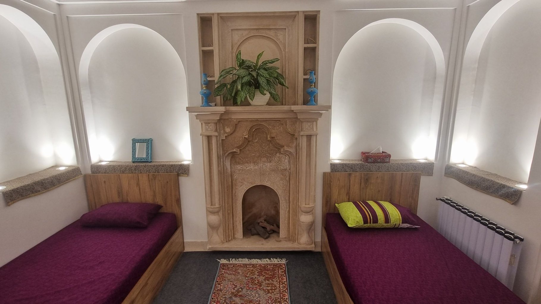 خاتون - واحد مهرانگیز