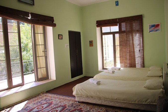 خانه باغ ایرانی واحد شهریار