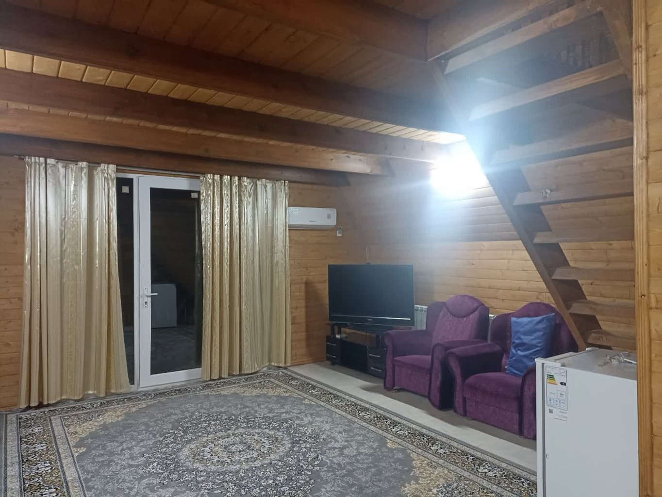 کلبه یک خوابه سوئیسی مهر رضا
