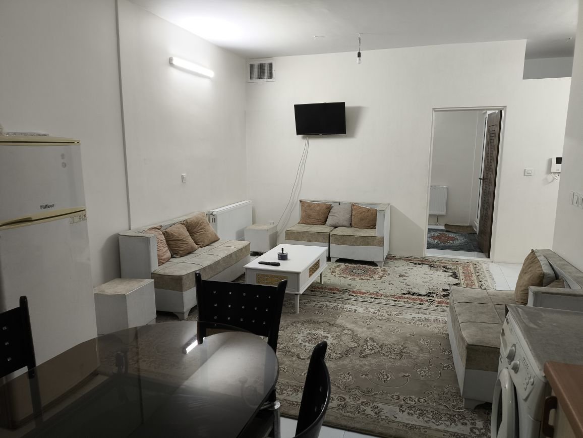 آپارتمان یک خوابه نگین نازی آباد 2