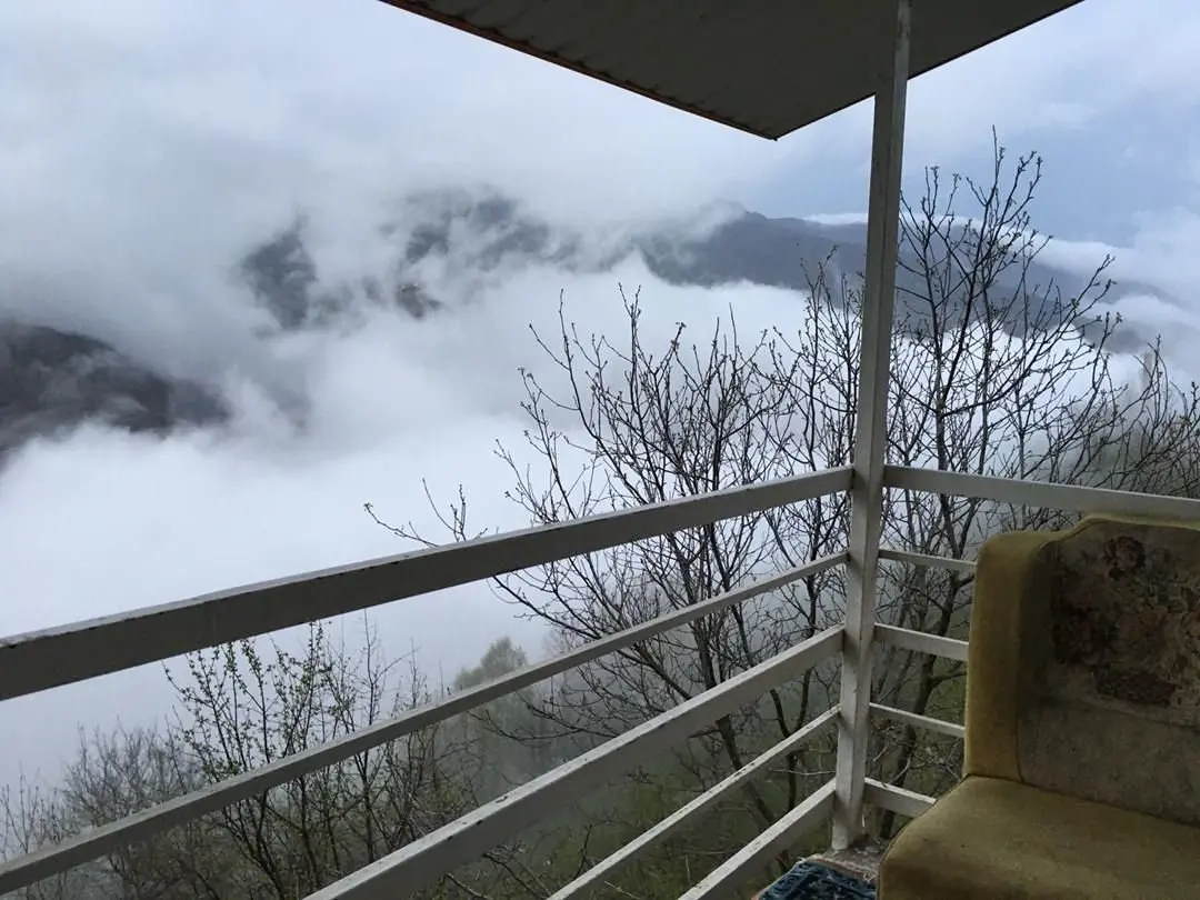 سوئیت دوخوابه ابرها - تراس