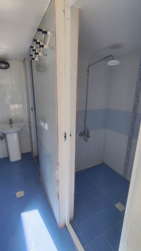 بومگردی ویلای یک خوابه کرمانی