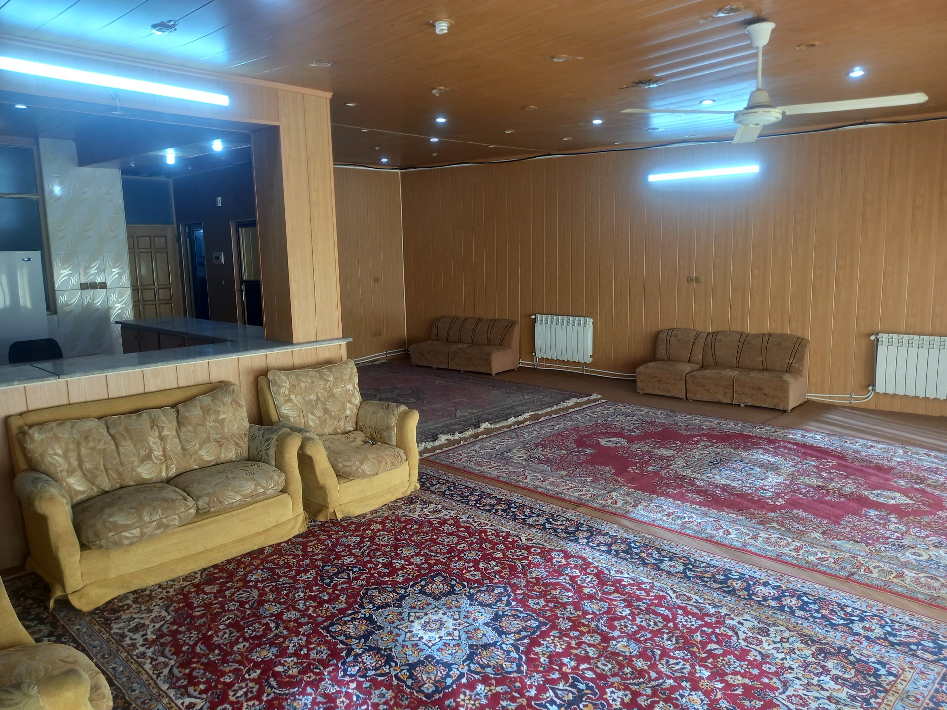 سوئیت یک خوابه بامداد