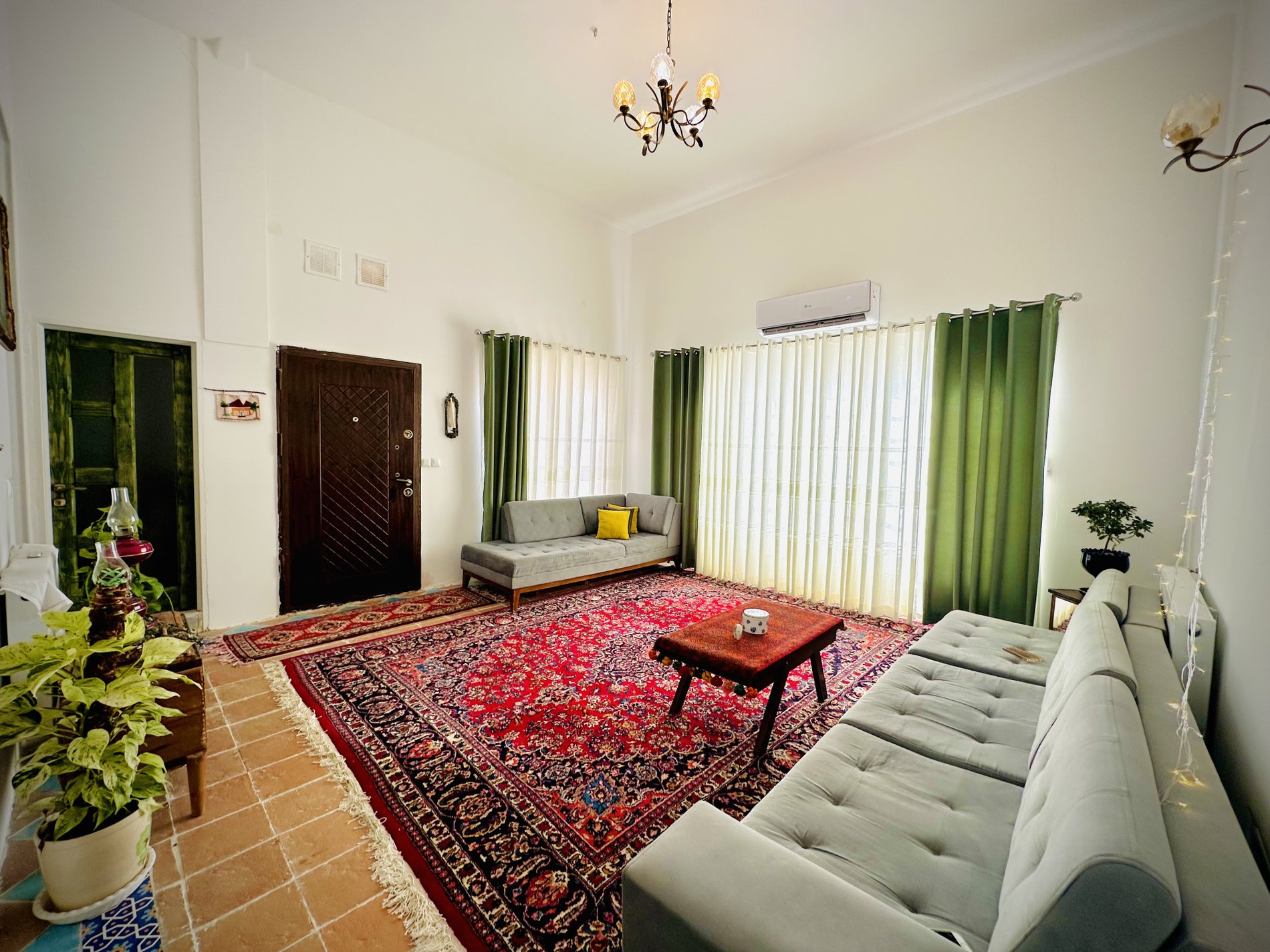 ویلا سه خوابه سنتی باغ بوژ