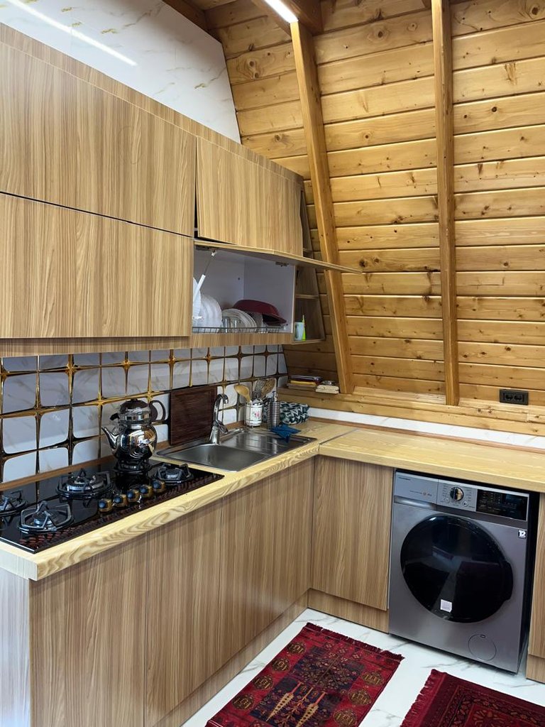 کلبه دوخوابه سوئیسی بهار