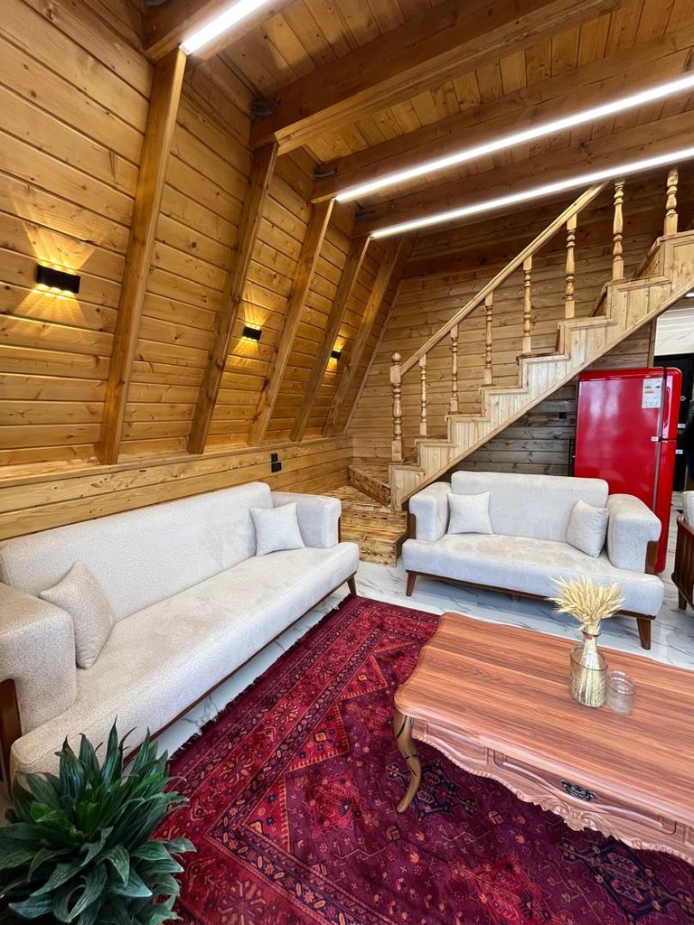 کلبه دوخوابه سوئیسی بهار