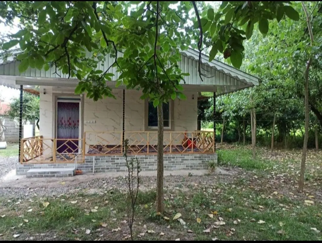 دوخوابه جنگلی خیرخواه - نما