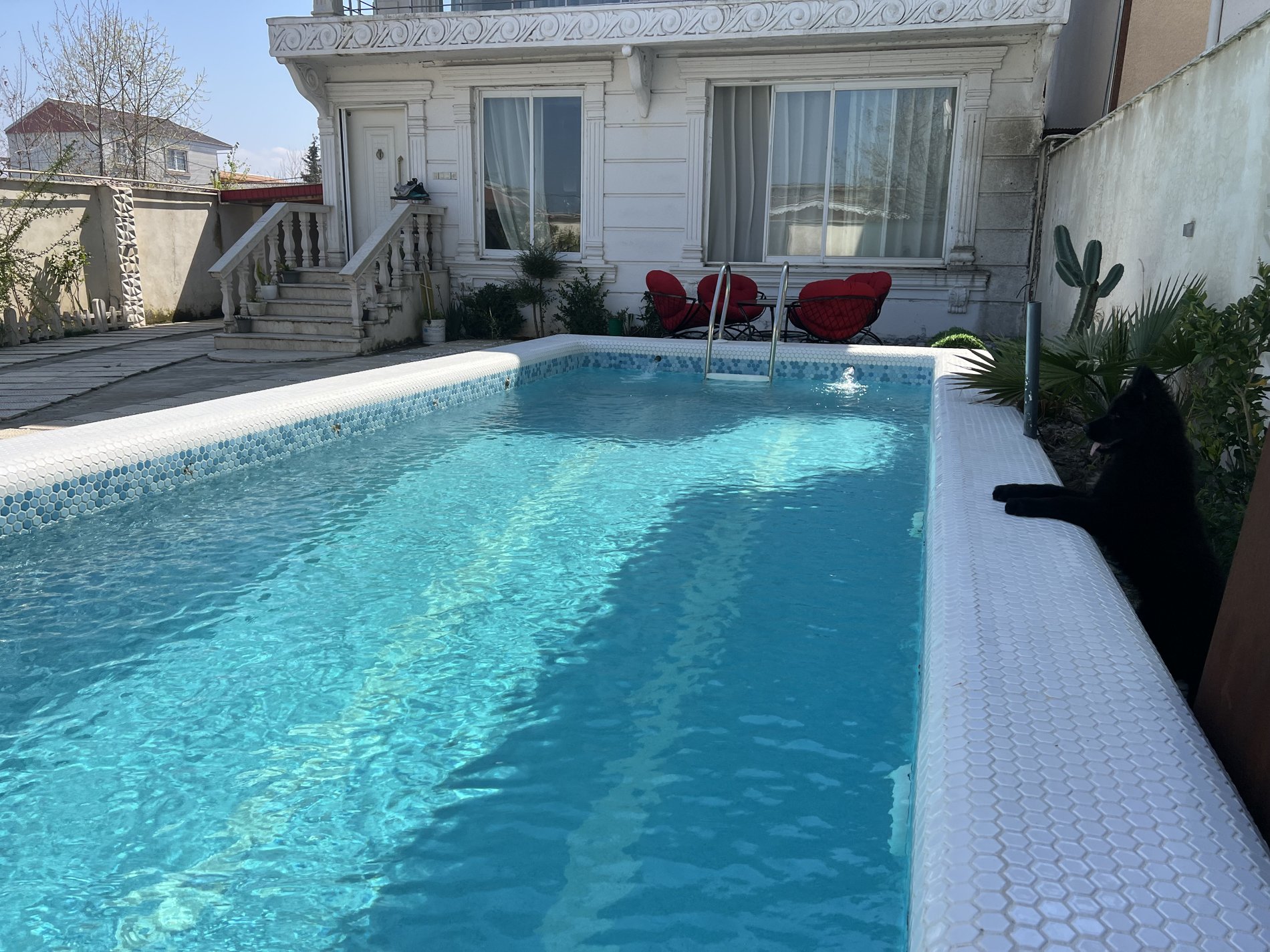 ویلا سه خوابه ساحلی دوبلکس استخردار آبگرم ارکا