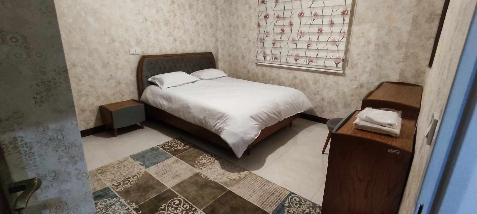 دوخوابه بردیا و بیتا