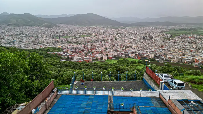 بوم گردی قەڵای مریوان - واحد 1