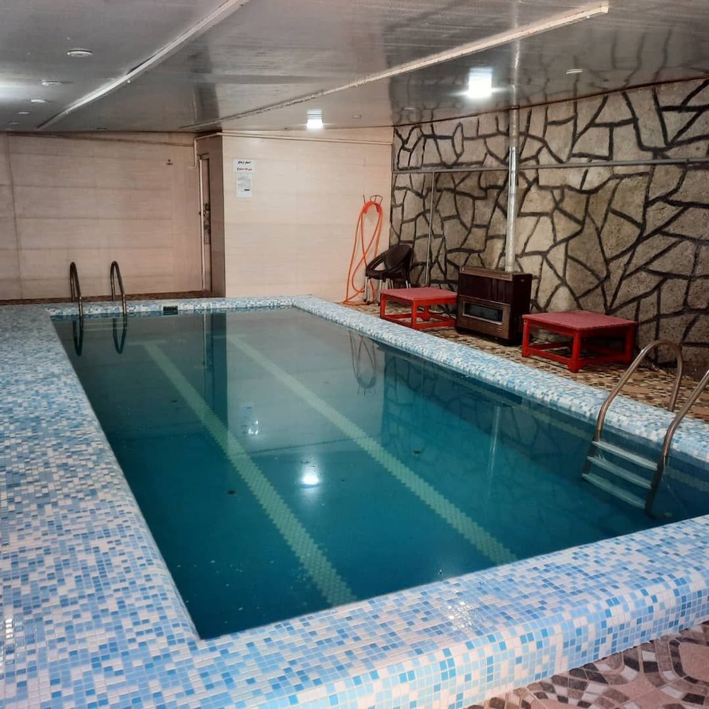 دوخوابه استخردار آبگرم فواد