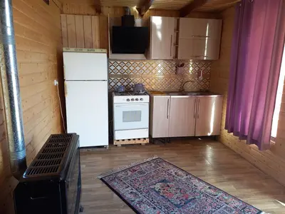 بومگردی فلت استخردار آبگرم دهکده واحد 1