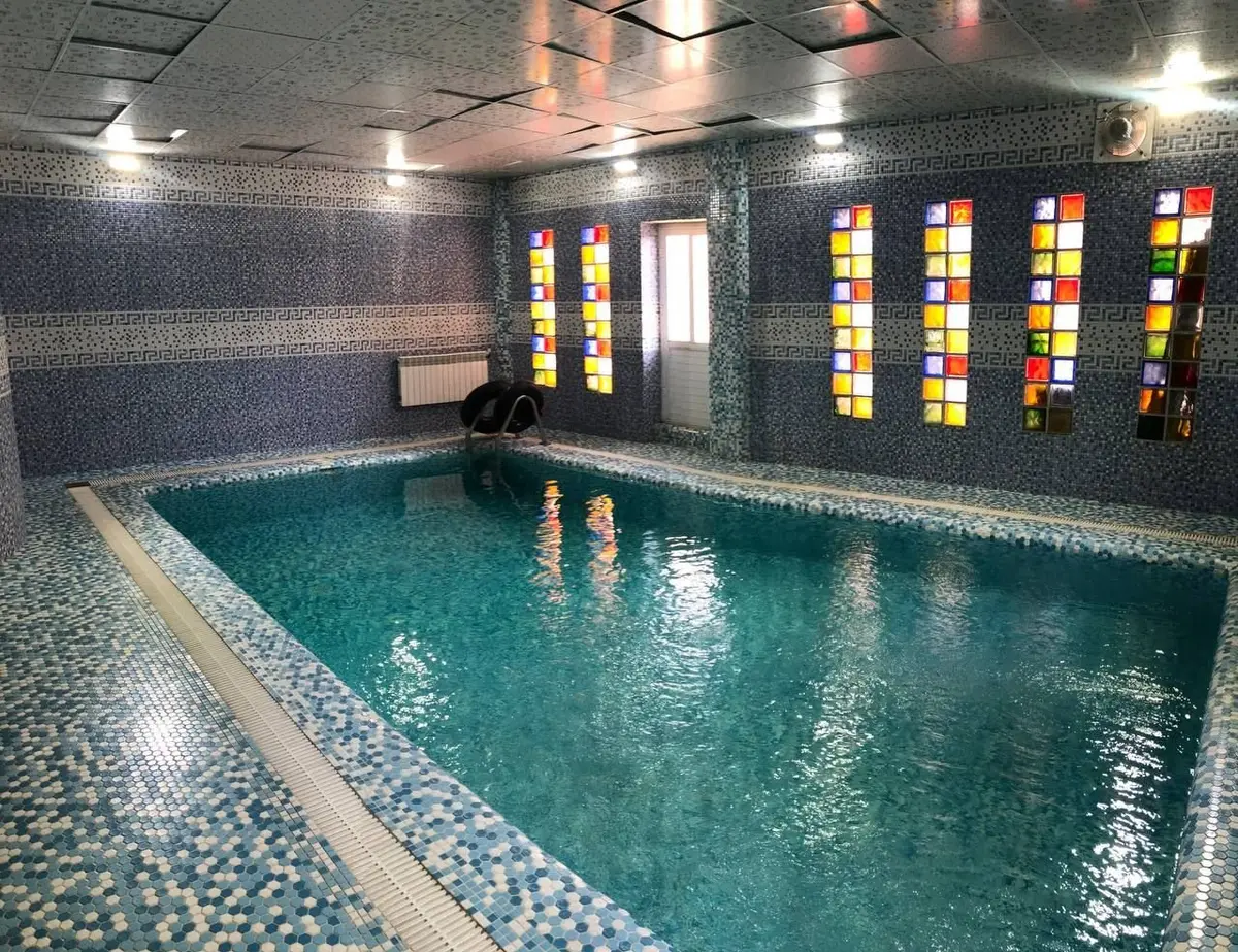 ویلا چهارخوابه تریپلکس استخردار پنج ستاره باران