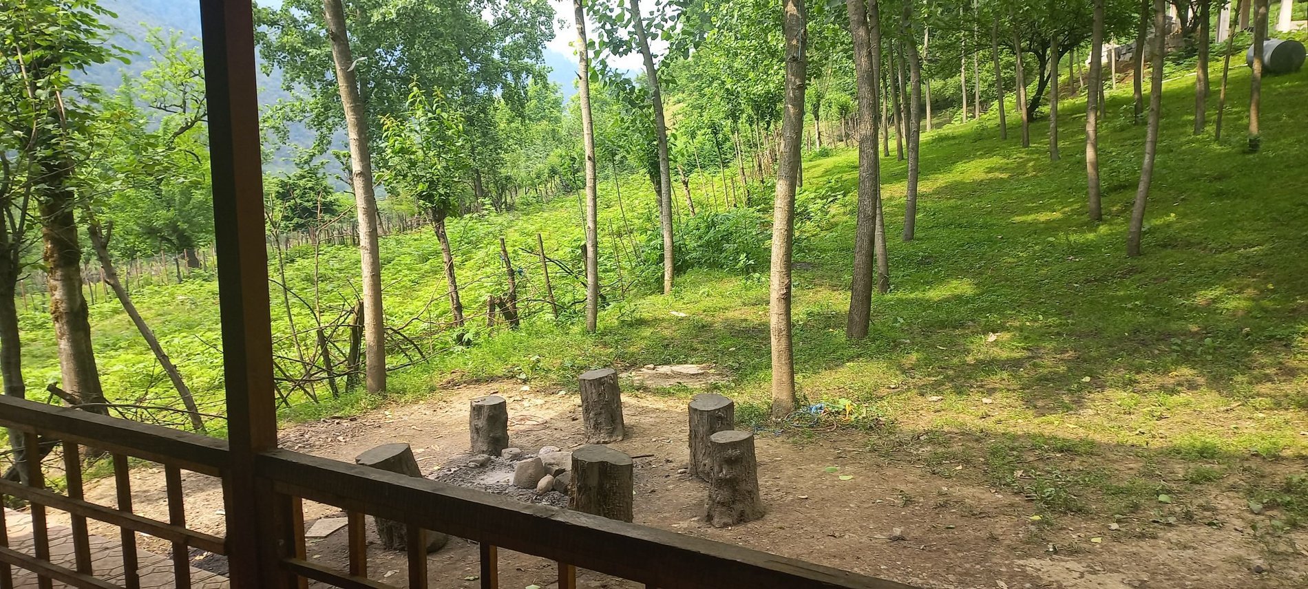 کلبه دوخوابه جنگلی جکوزی دار صفری