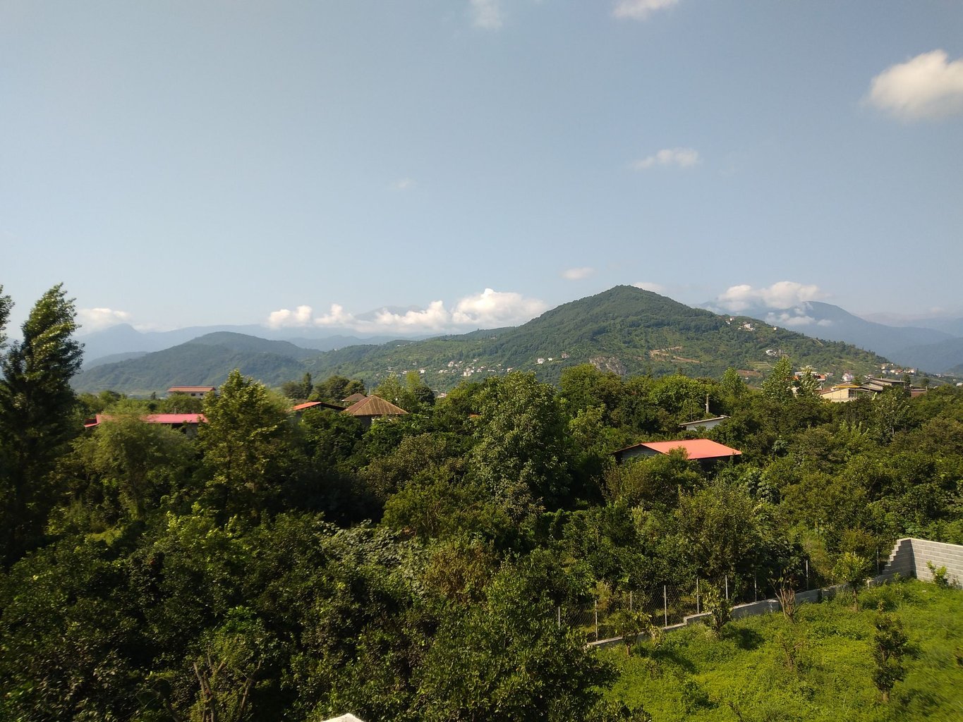 ویلا یک خوابه باغ رونا 1