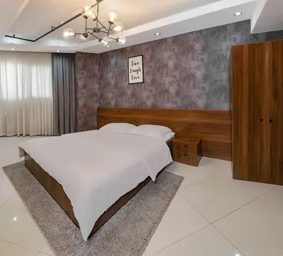 آپارتمان دوخوابه پارک وی - واحد 13