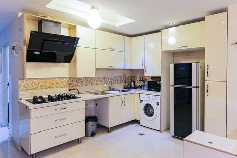 آپارتمان دوخوابه استاندارد کورش ستاری