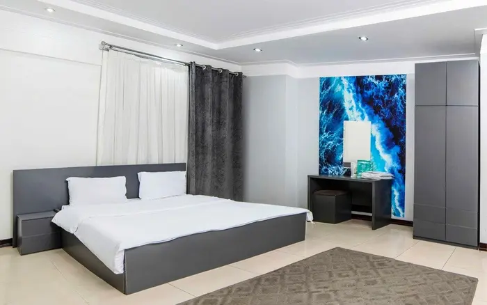 آپارتمان دوخوابه ویژه سه تخته جمهوری