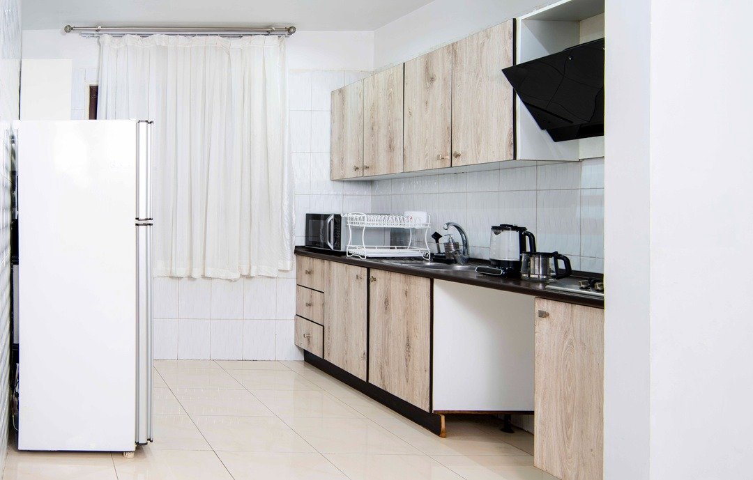 آپارتمان دوخوابه ویژه سه تخته جمهوری