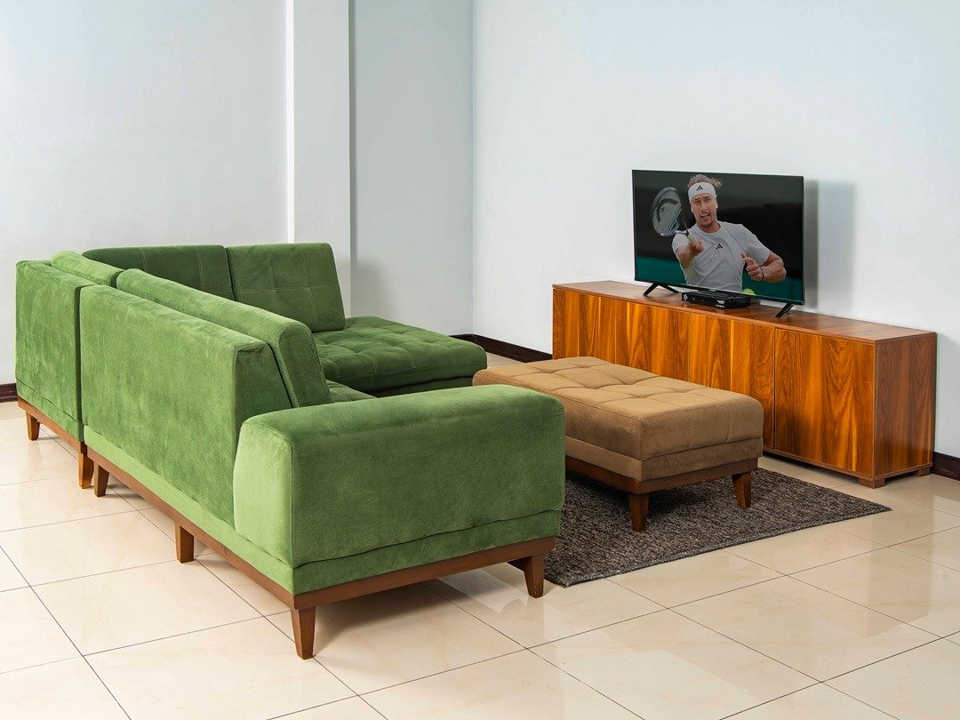 آپارتمان دوخوابه ویژه سه تخته جمهوری