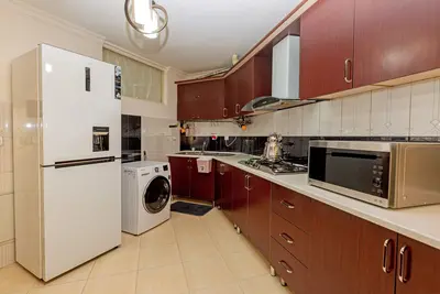 آپارتمان دوخوابه کلانتری 2 واحد 4