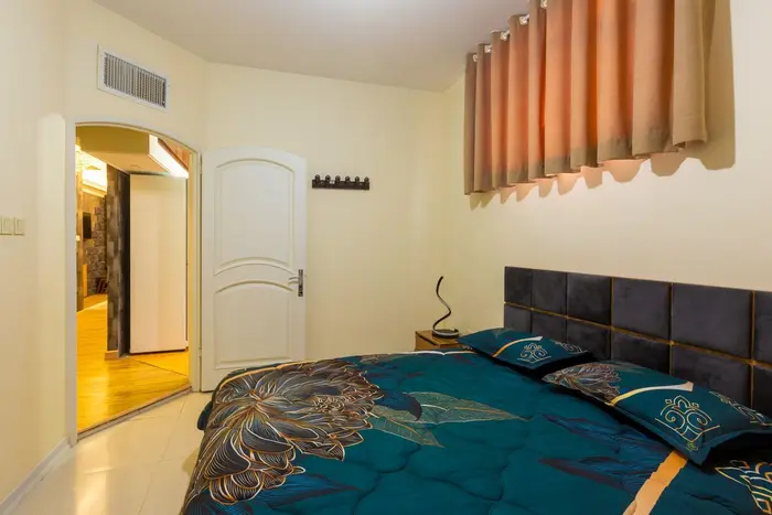 آپارتمان دوخوابه کلانتری 5