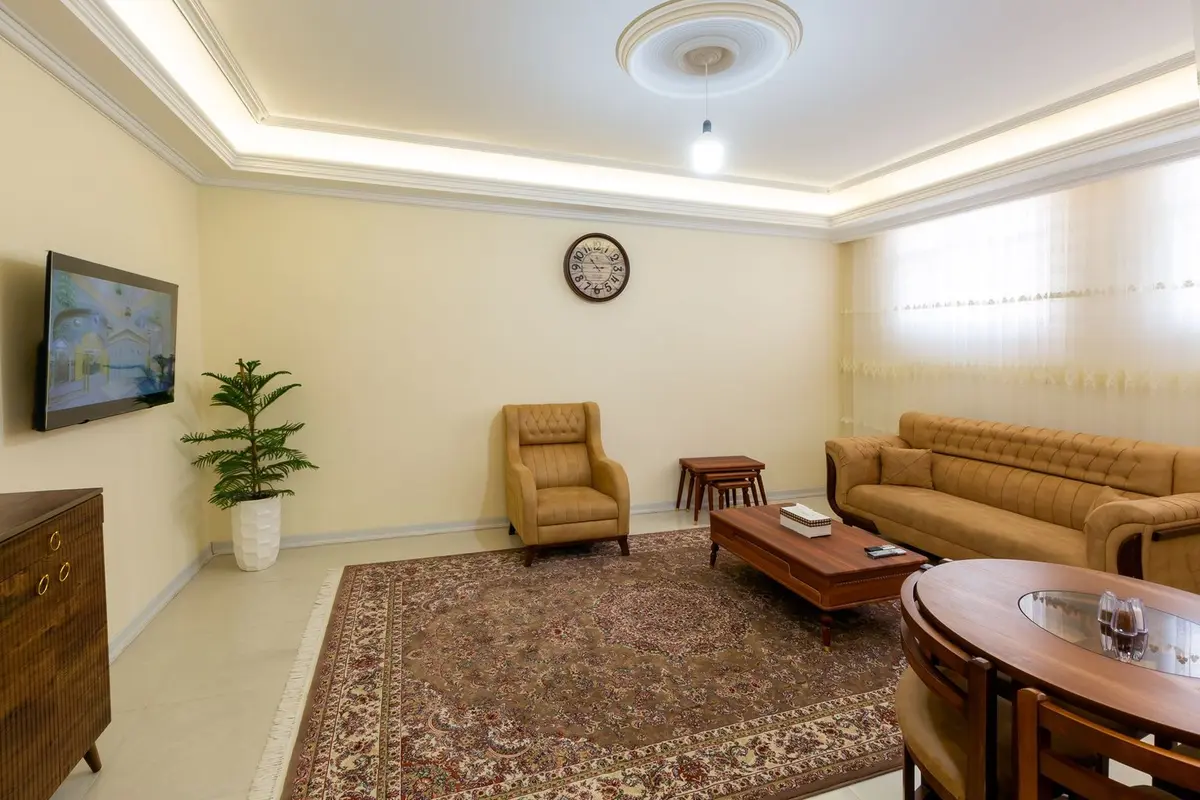 آپارتمان دوخوابه کلانتری 4