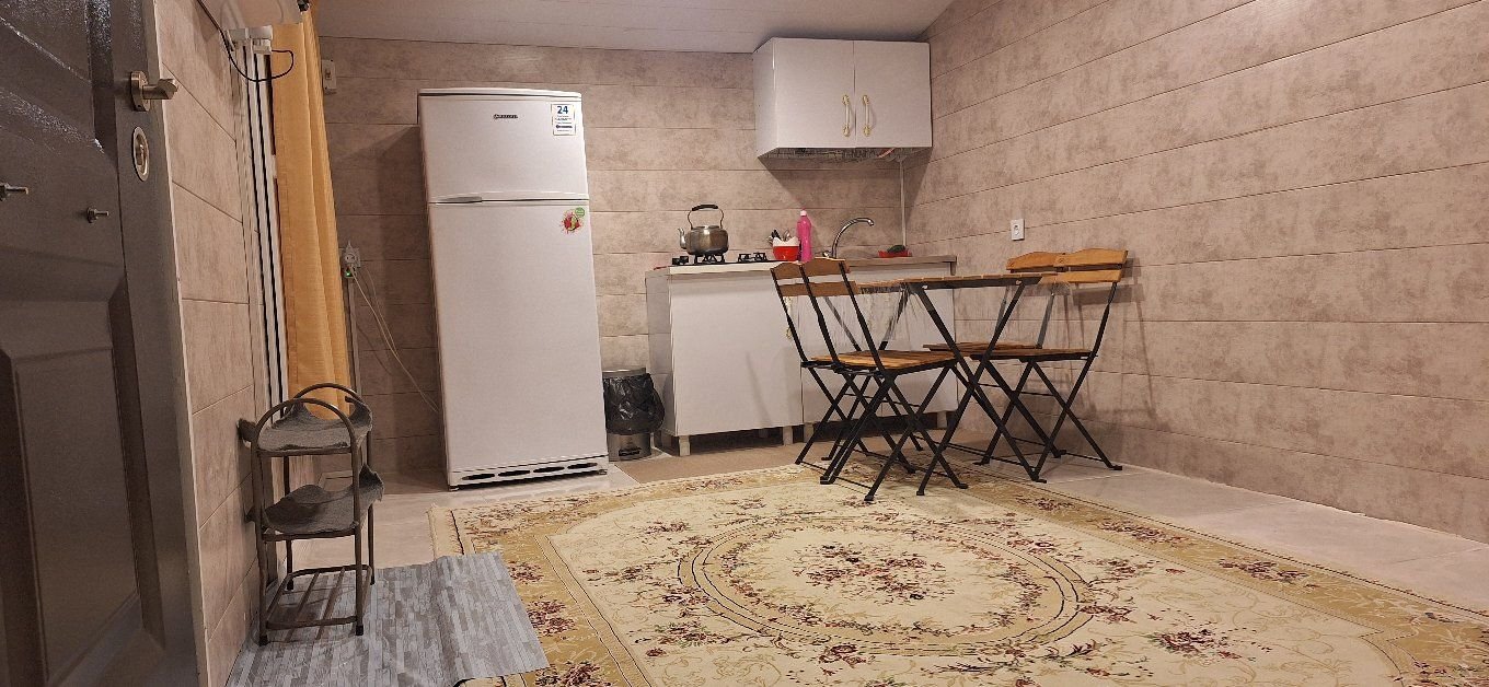 سوئیت فلت فرحناک