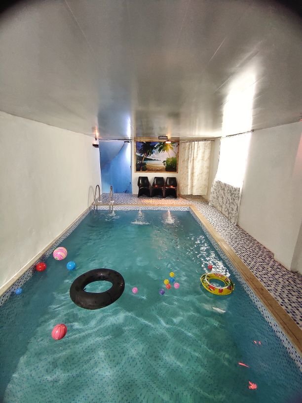 دوخوابه جنگلی استخردار آبگرم اقاقیا